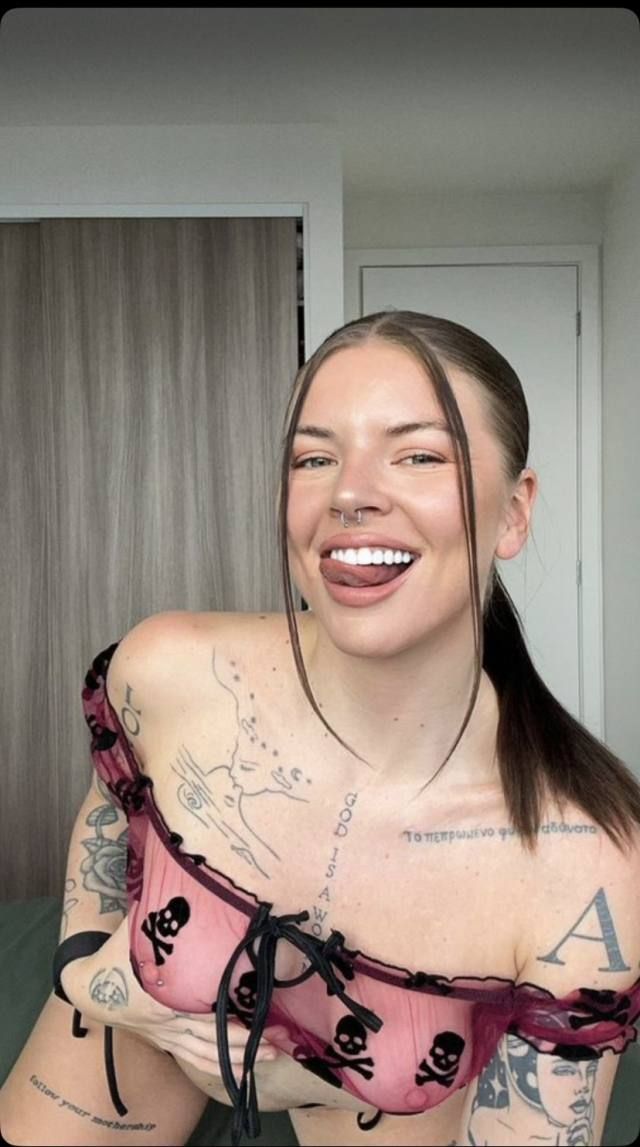 Available for hook up - Image 3